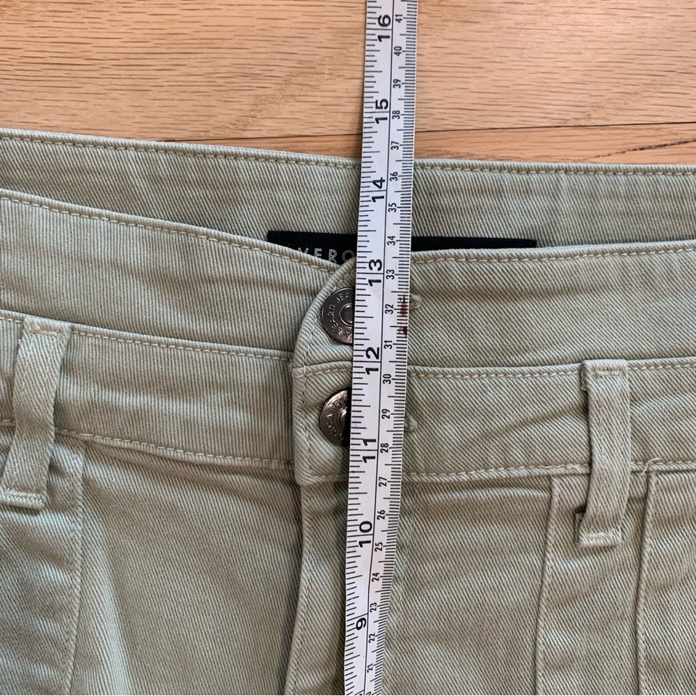 VERONICA BEARD Jaylen High Rise Pleated Green Shorts Casual Size 28 - Picture 9 of 10